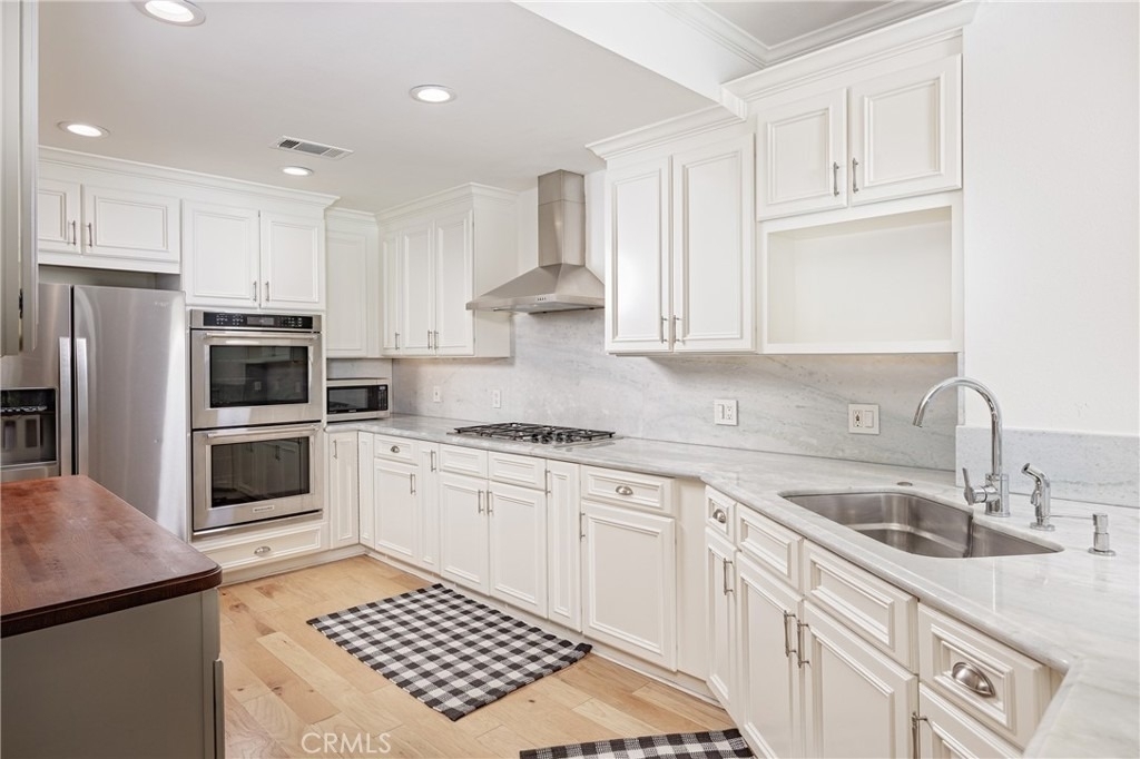 408 Flower Street - Photo 13