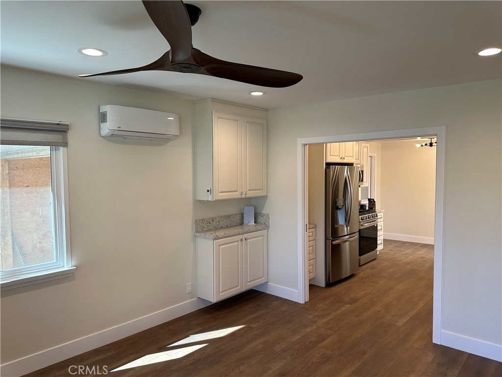 1597 A San Bernardino Pl - Photo 4