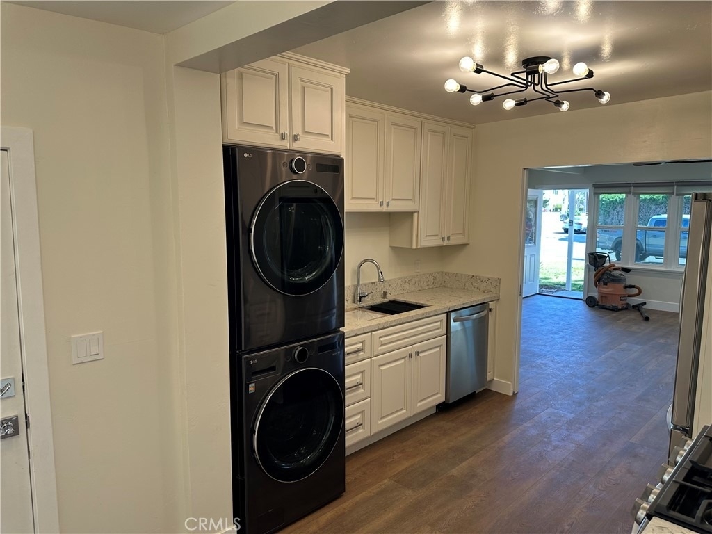 1597 A San Bernardino Pl - Photo 6