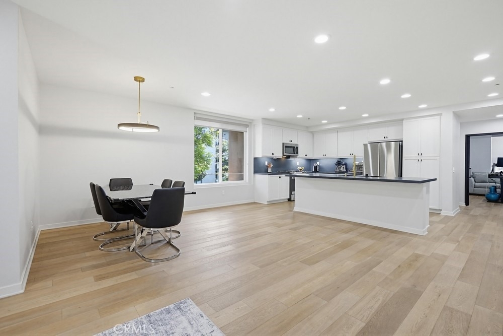 503 Rockefeller - Photo 8