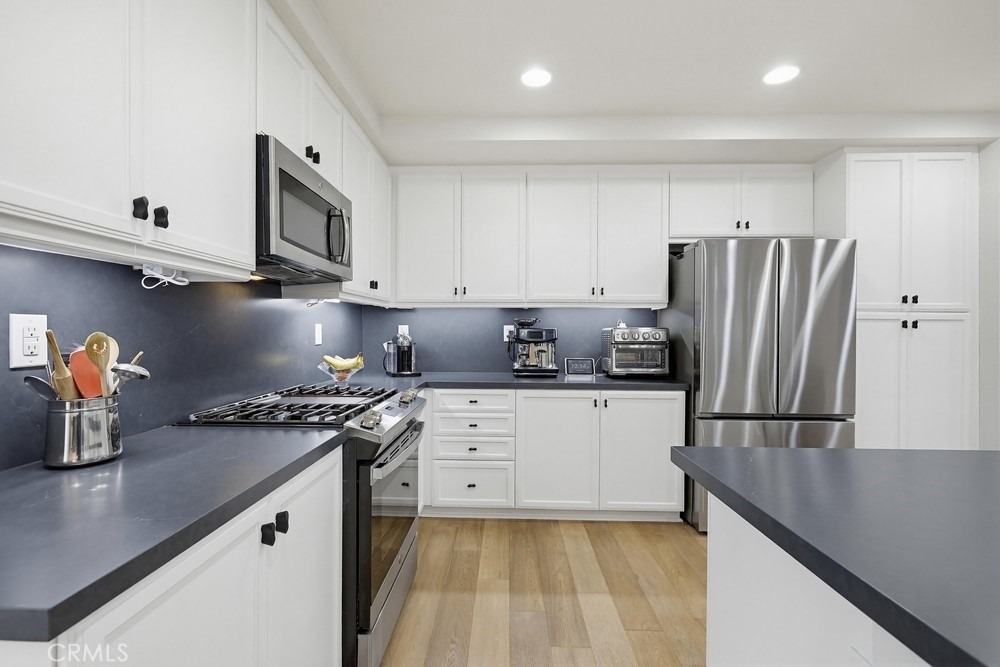 503 Rockefeller - Photo 17
