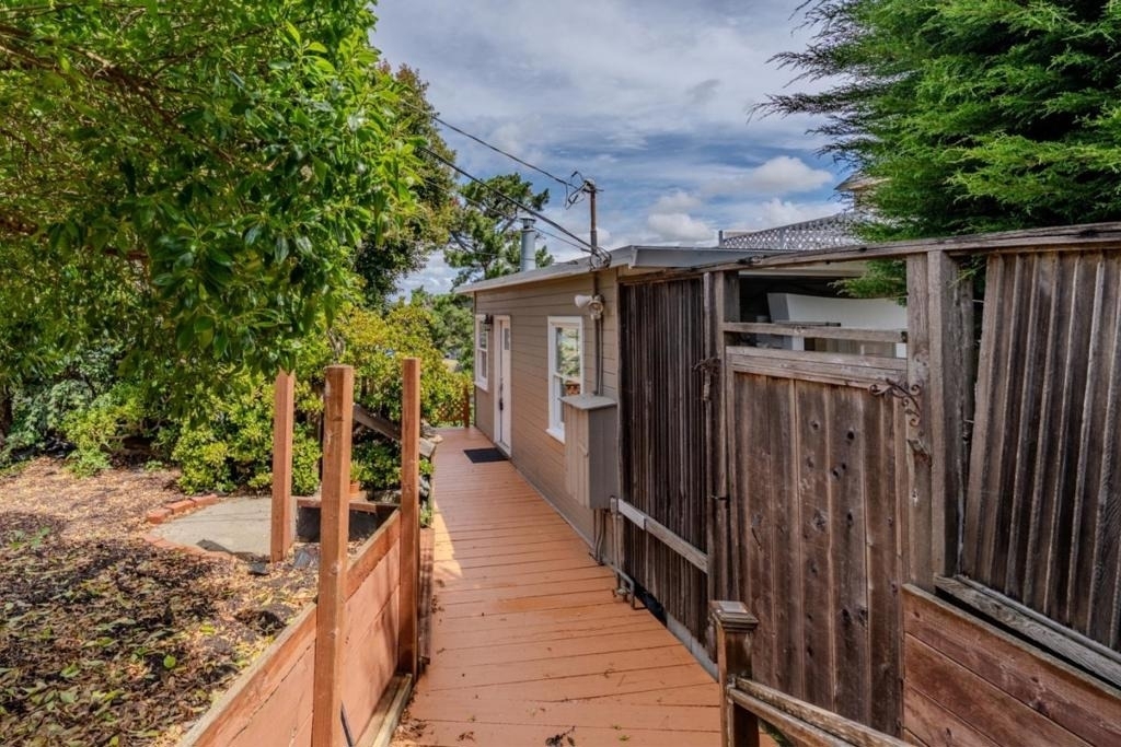 463 Talbot Avenue - Photo 0