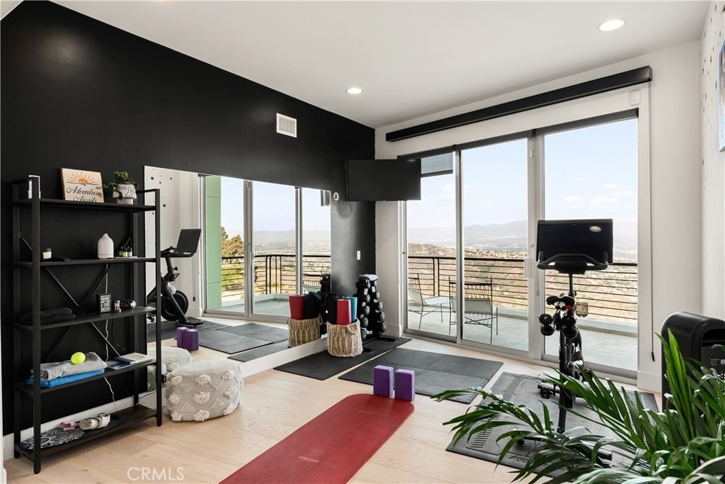 3230 Tyrol Drive - Photo 37