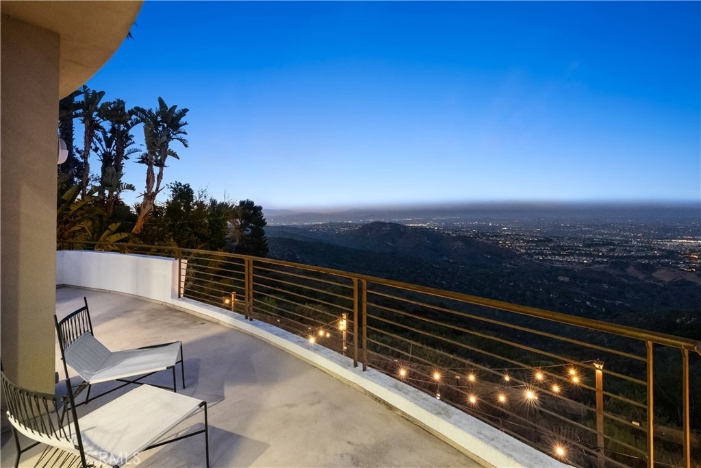 3230 Tyrol Drive - Photo 5