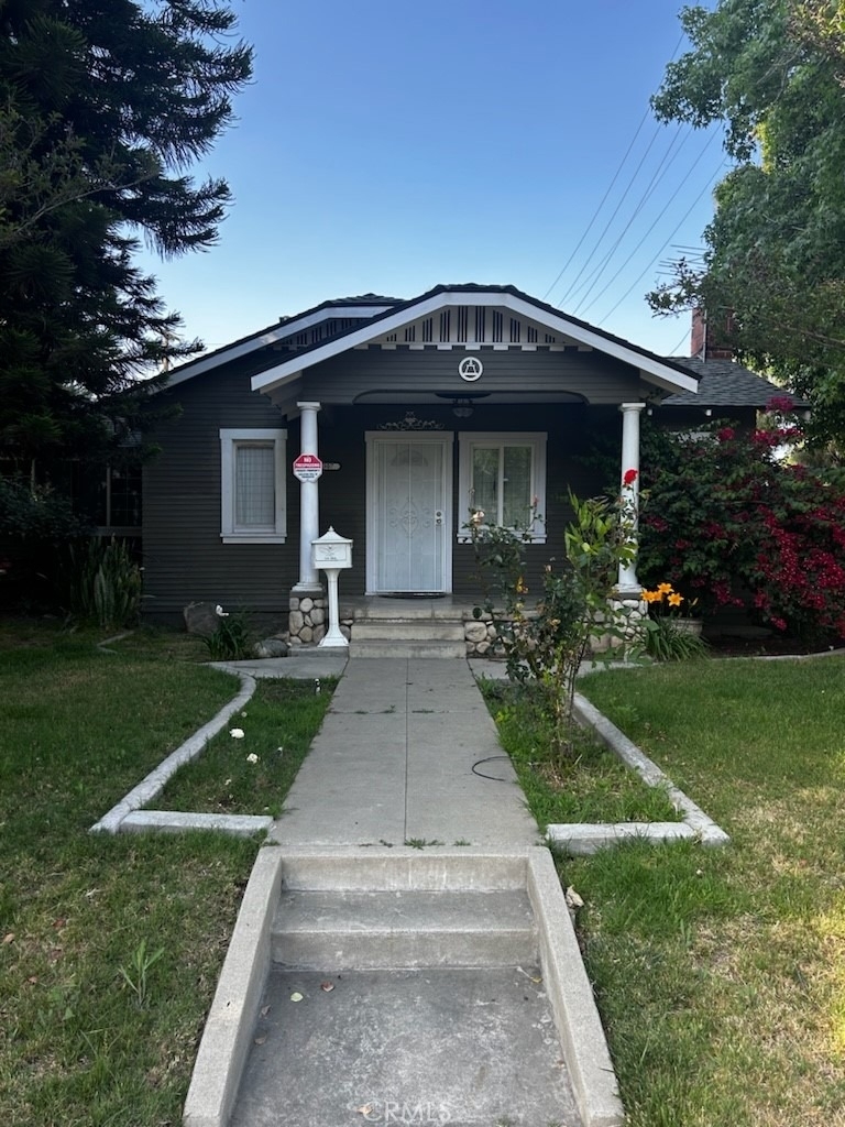 3307 Spruce Street - Photo 0