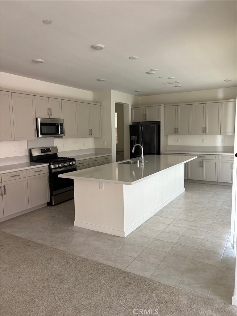 2565 E Embry - Photo 6