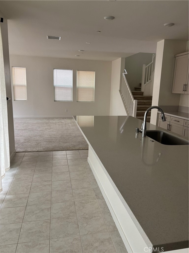 2565 E Embry - Photo 12