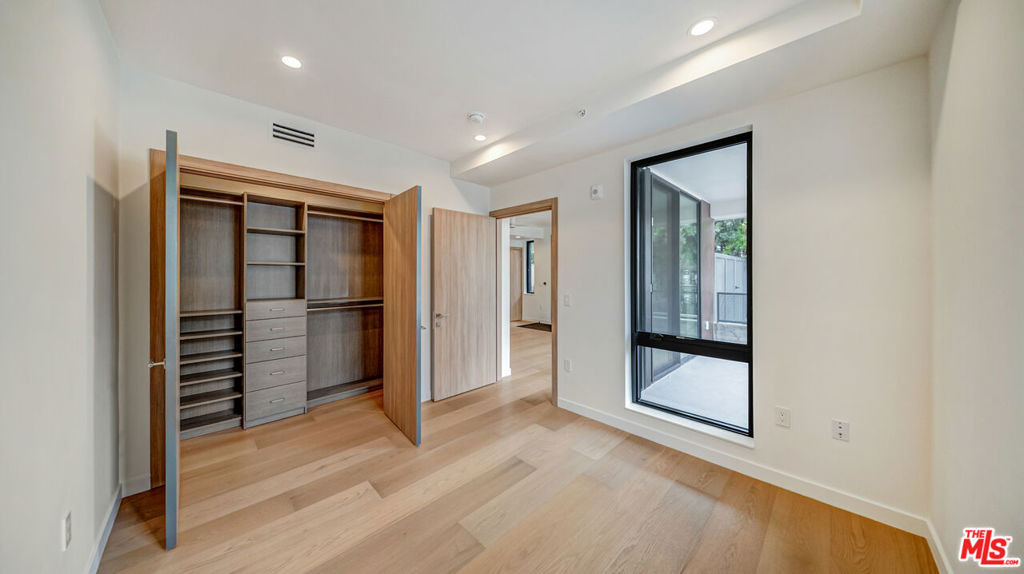1257 N Detroit Street - Photo 6