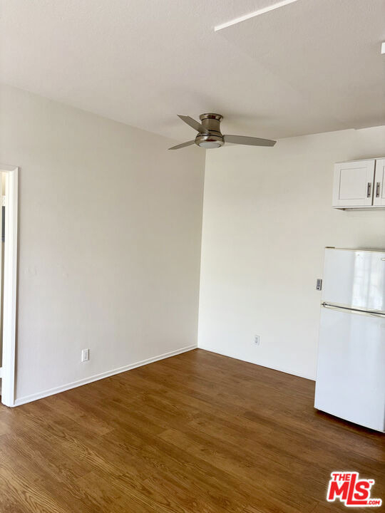 1221 Seward Street - Photo 4