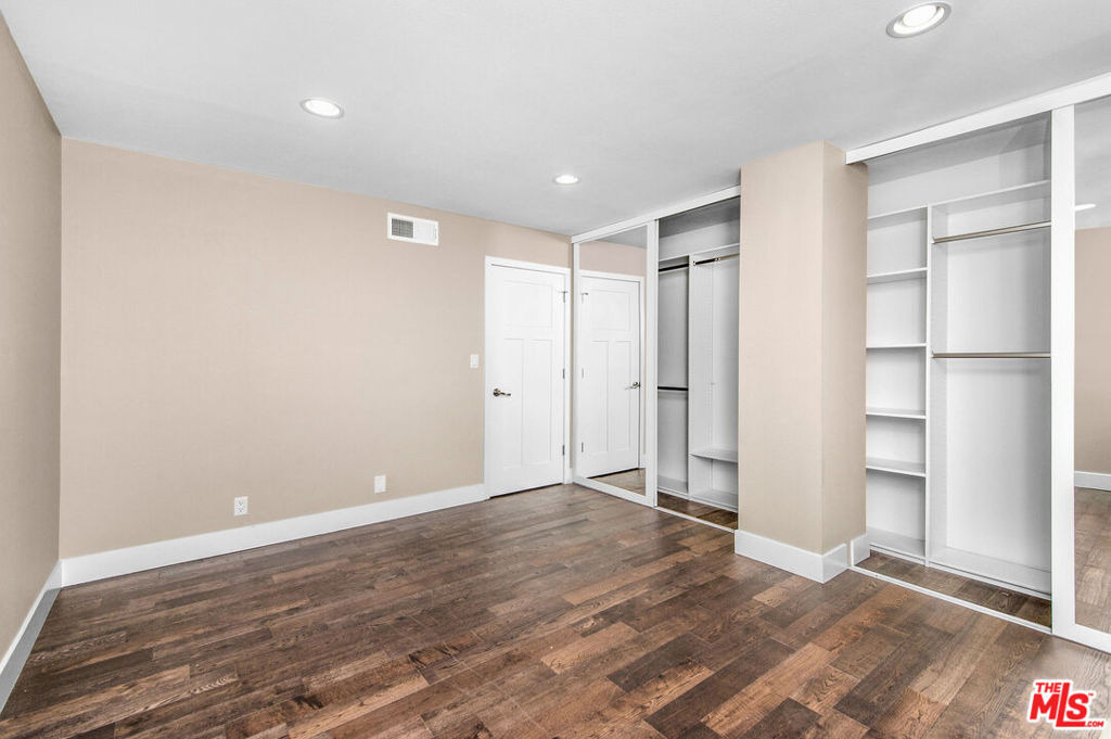 150 N Almont Drive - Photo 12