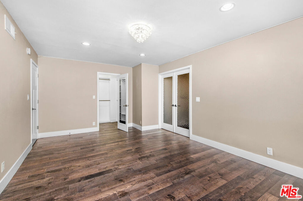 150 N Almont Drive - Photo 13