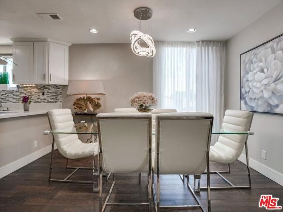 150 N Almont Drive - Photo 4