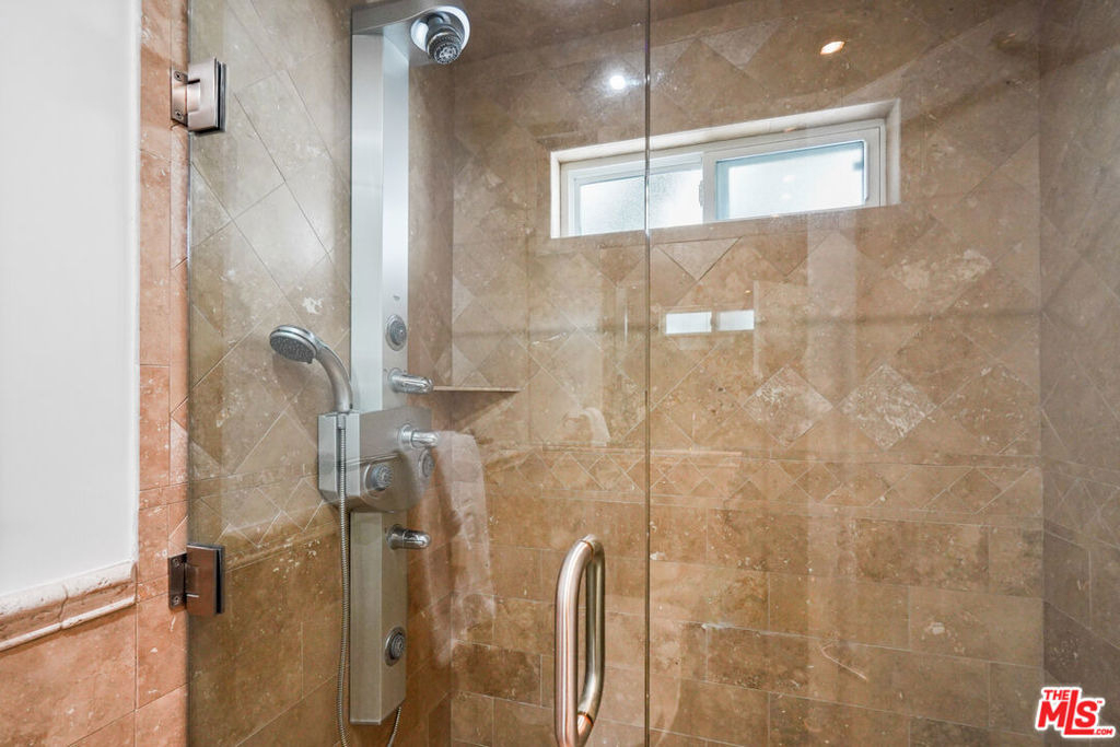 18101 Coastline Drive - Photo 18