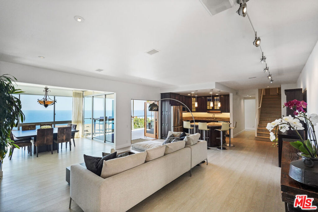 18101 Coastline Drive - Photo 0