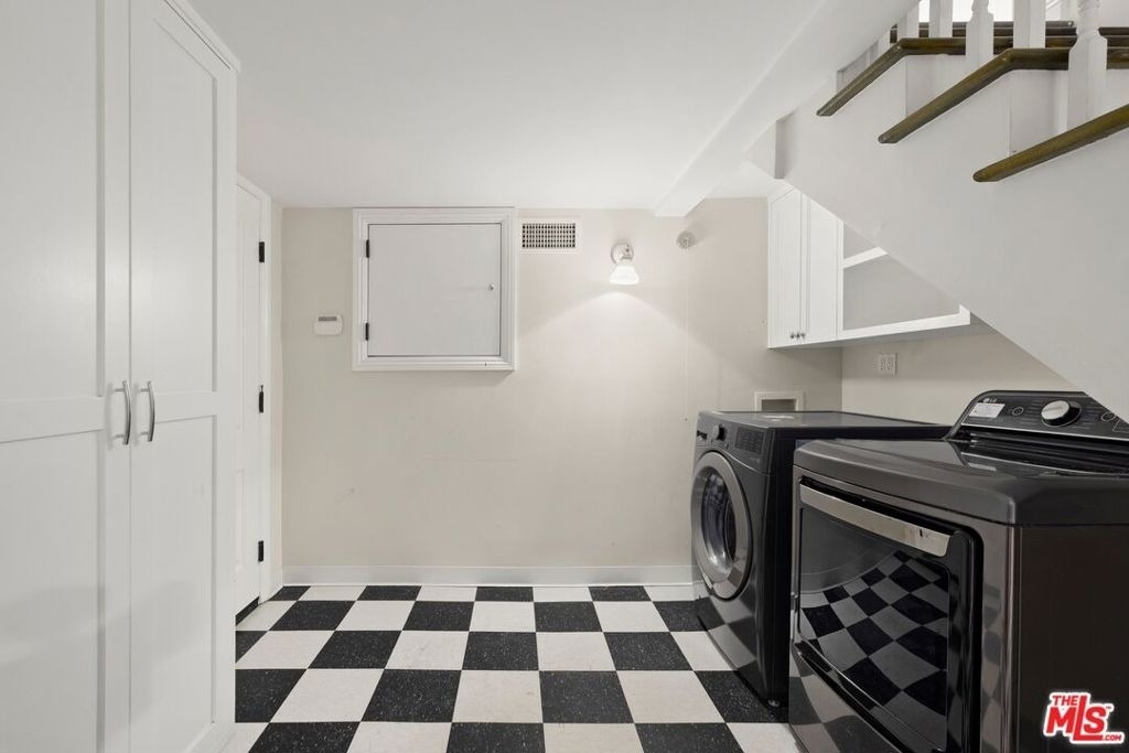 735 Thayer Avenue - Photo 9