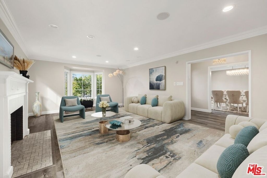735 Thayer Avenue - Photo 1