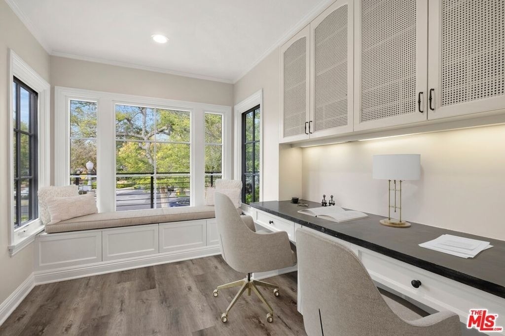 735 Thayer Avenue - Photo 8