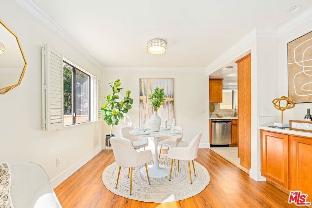 1716 Brockton Avenue - Photo 4
