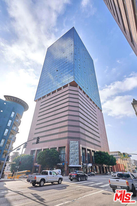 1100 Wilshire Boulevard - Photo 29