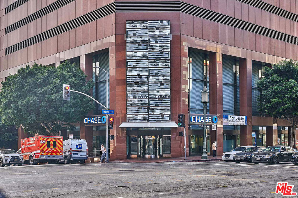 1100 Wilshire Boulevard - Photo 28