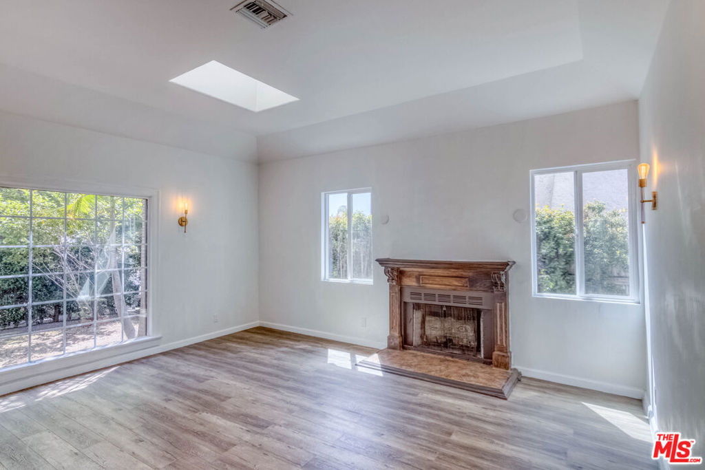 2127 Malcolm Avenue - Photo 7