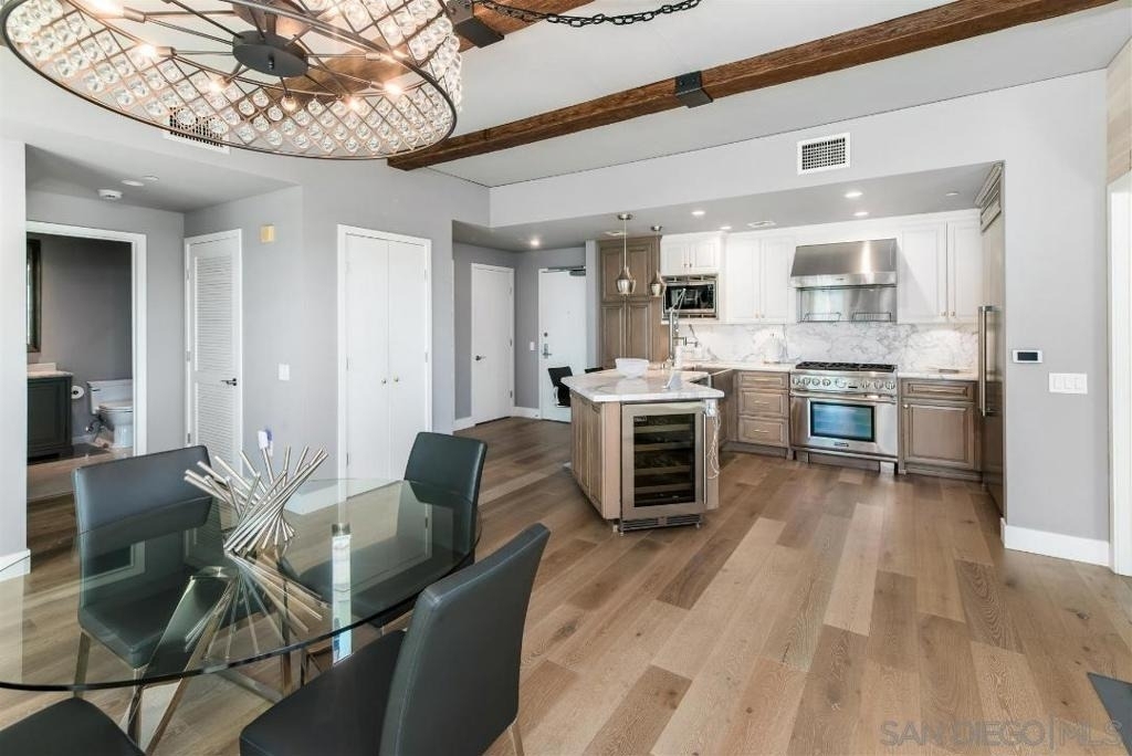 801 Ash Street - Photo 3