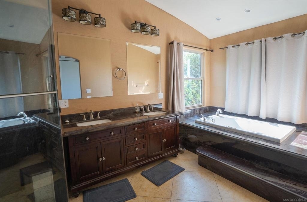 2580 Via Barletta - Photo 12