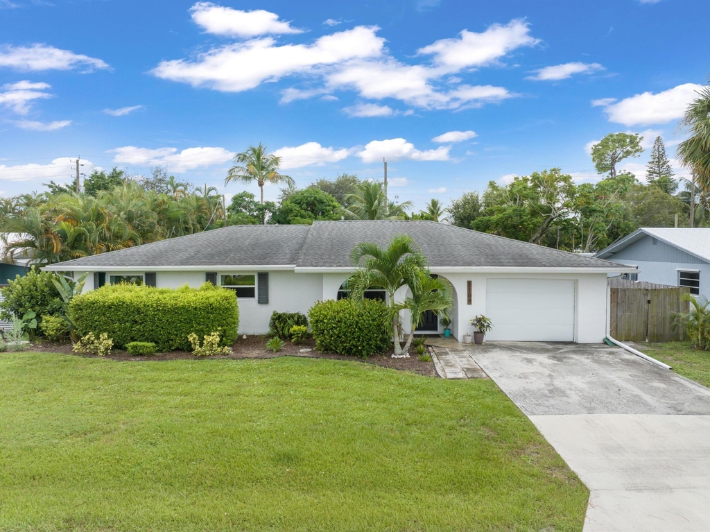 1104 Nw 12th Terrace - Photo 3