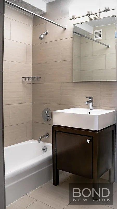Second Avenue - Photo 1
