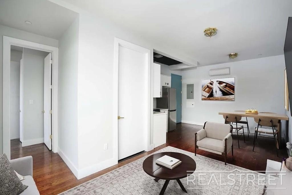 489 Washington Avenue - Photo 2