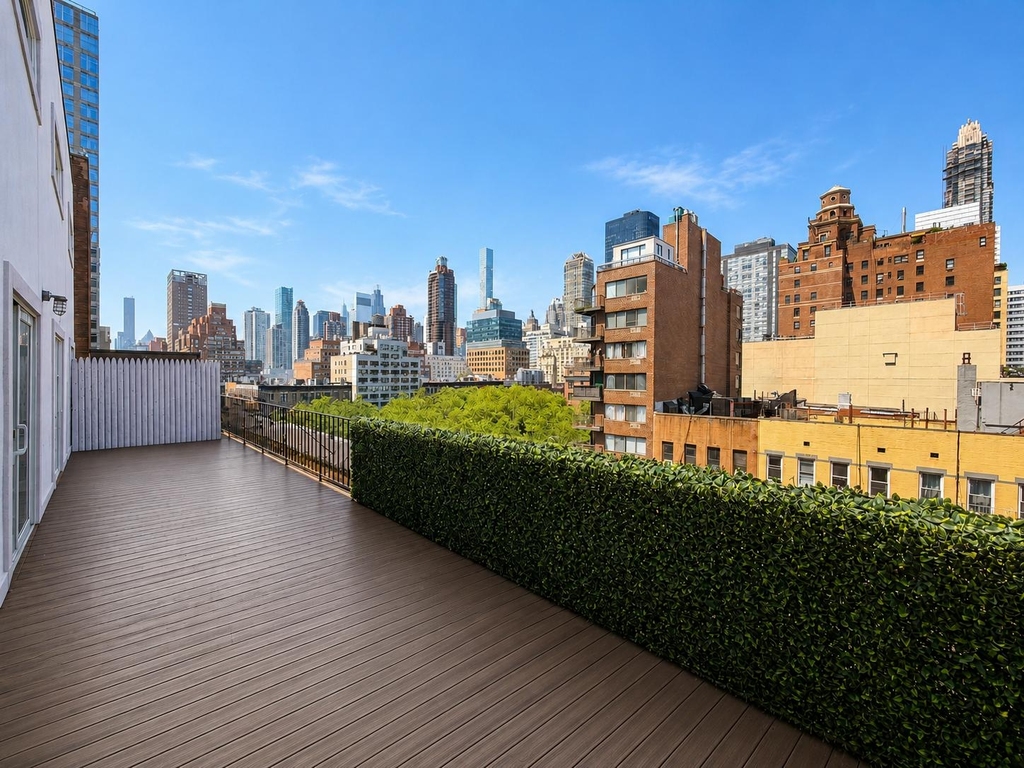401 East 68th Street - Photo 13