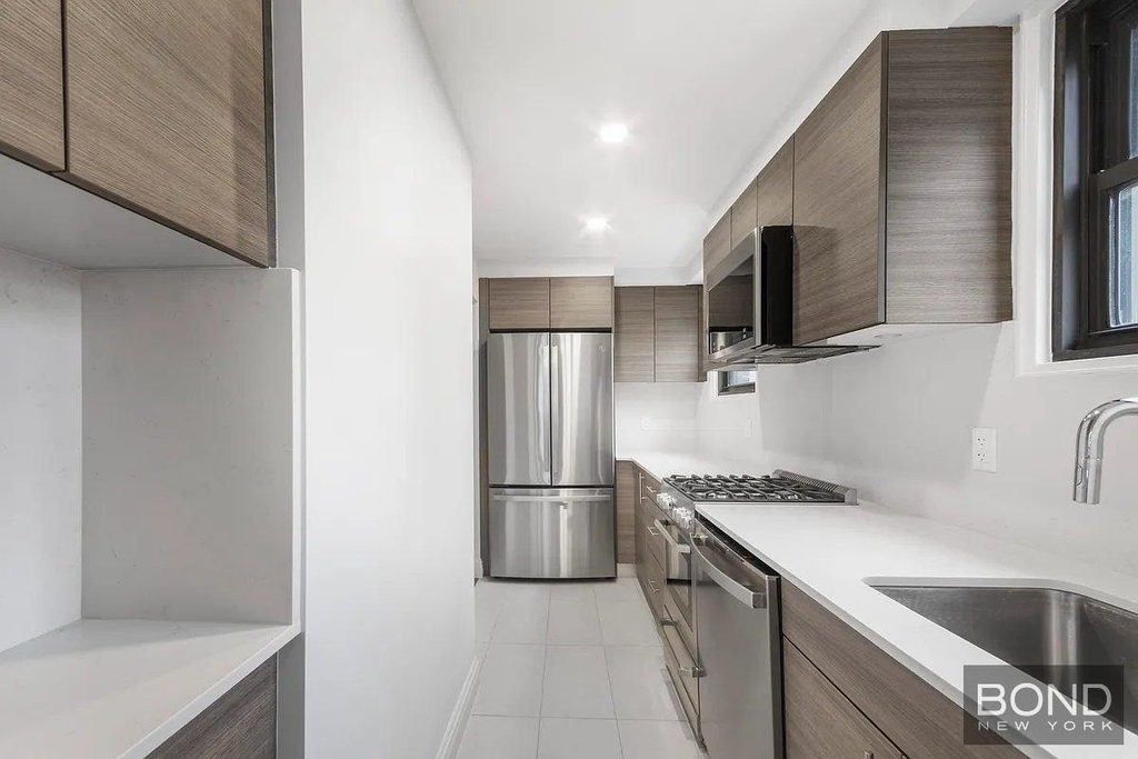 East 33rd Street - Photo 2