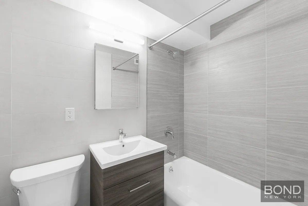 East 33rd Street - Photo 11