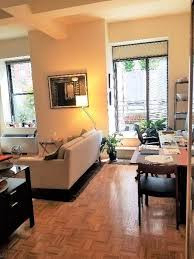 John Street - Photo 1