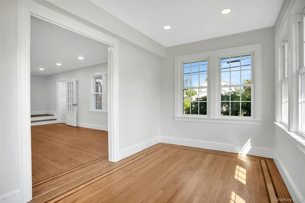 92 Hillside Avenue - Photo 6