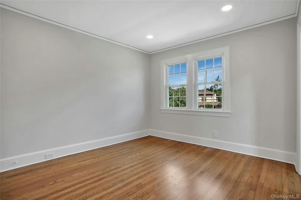 92 Hillside Avenue - Photo 15