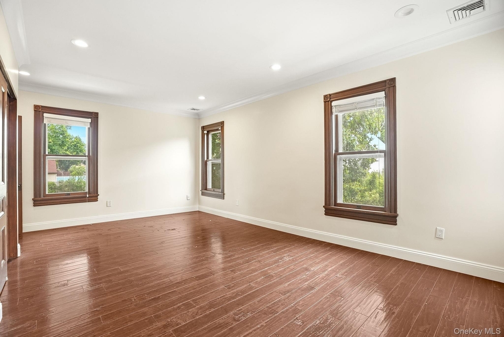 834 John Street - Photo 22
