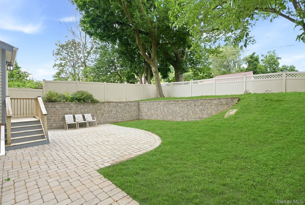 834 John Street - Photo 30