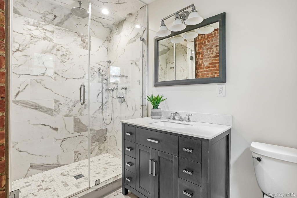 834 John Street - Photo 19