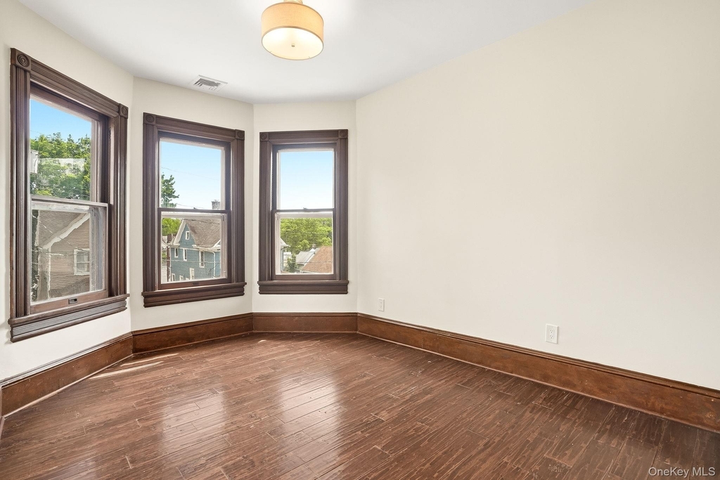 834 John Street - Photo 21