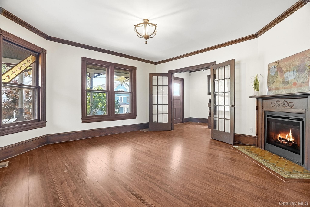 834 John Street - Photo 6