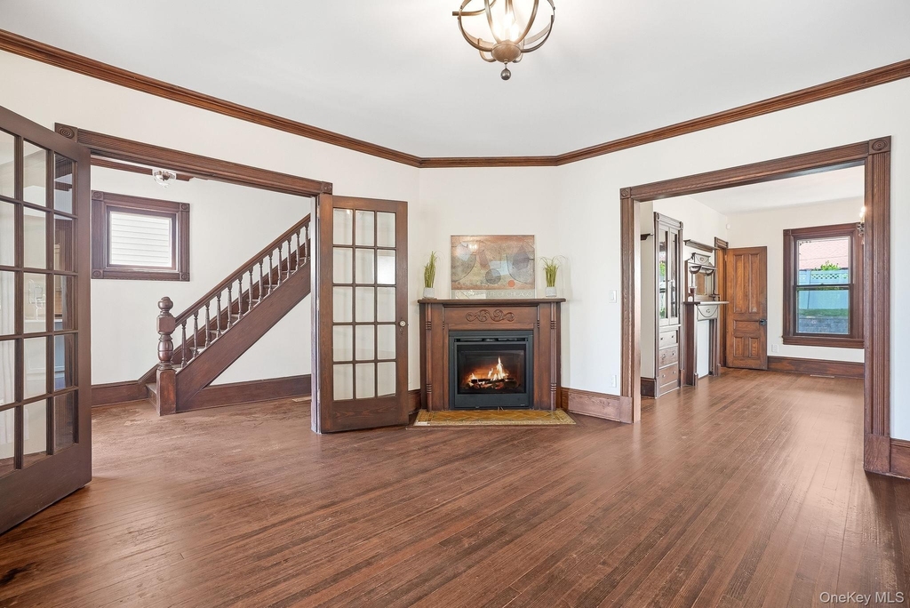 834 John Street - Photo 7