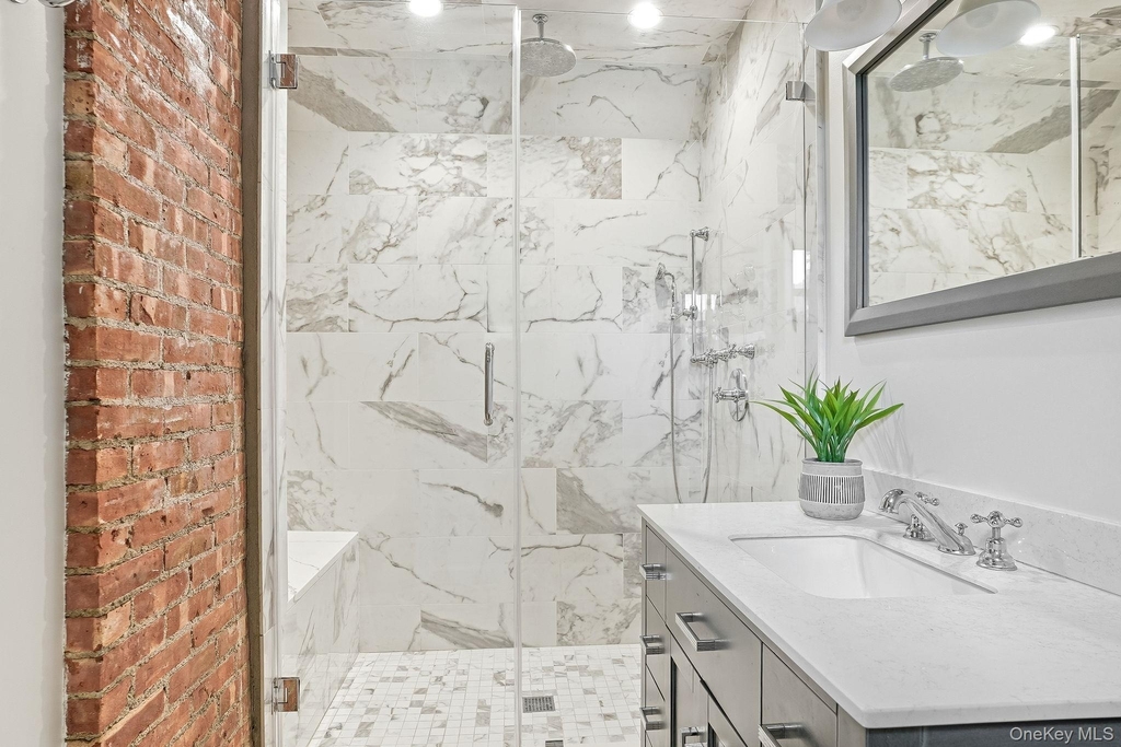 834 John Street - Photo 20