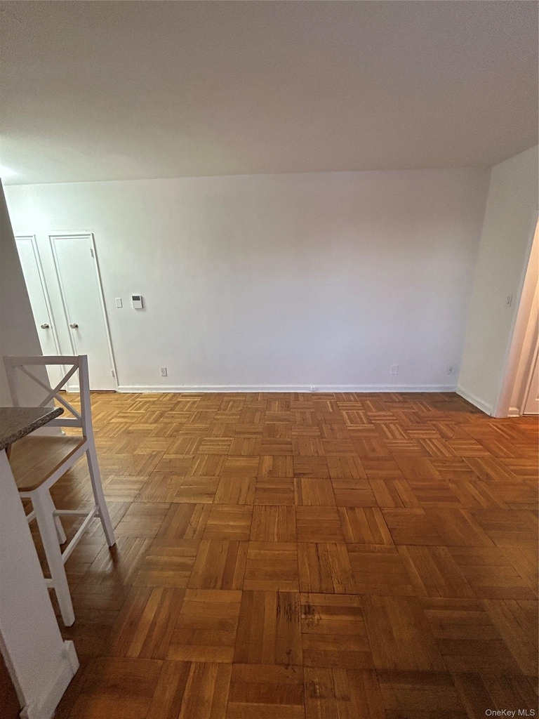 210 Pelham Road - Photo 2