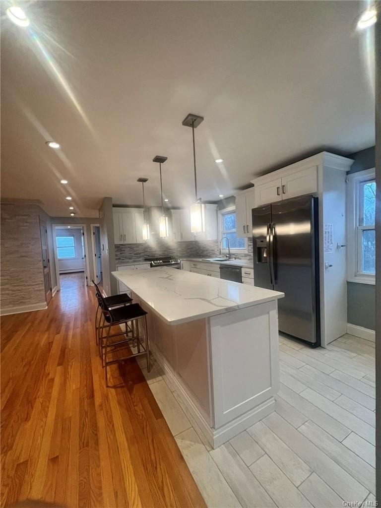 36 Roanoke Avenue - Photo 4