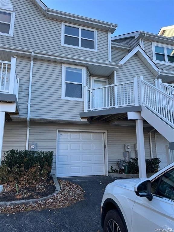 253 Windward Drive - Photo 0