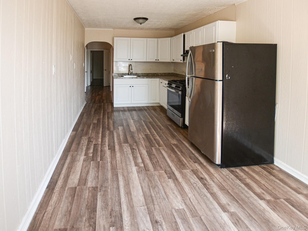 84-26 Little Neck Parkway - Photo 2