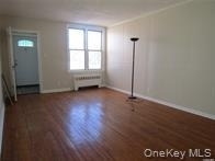84-26 Little Neck Parkway - Photo 4