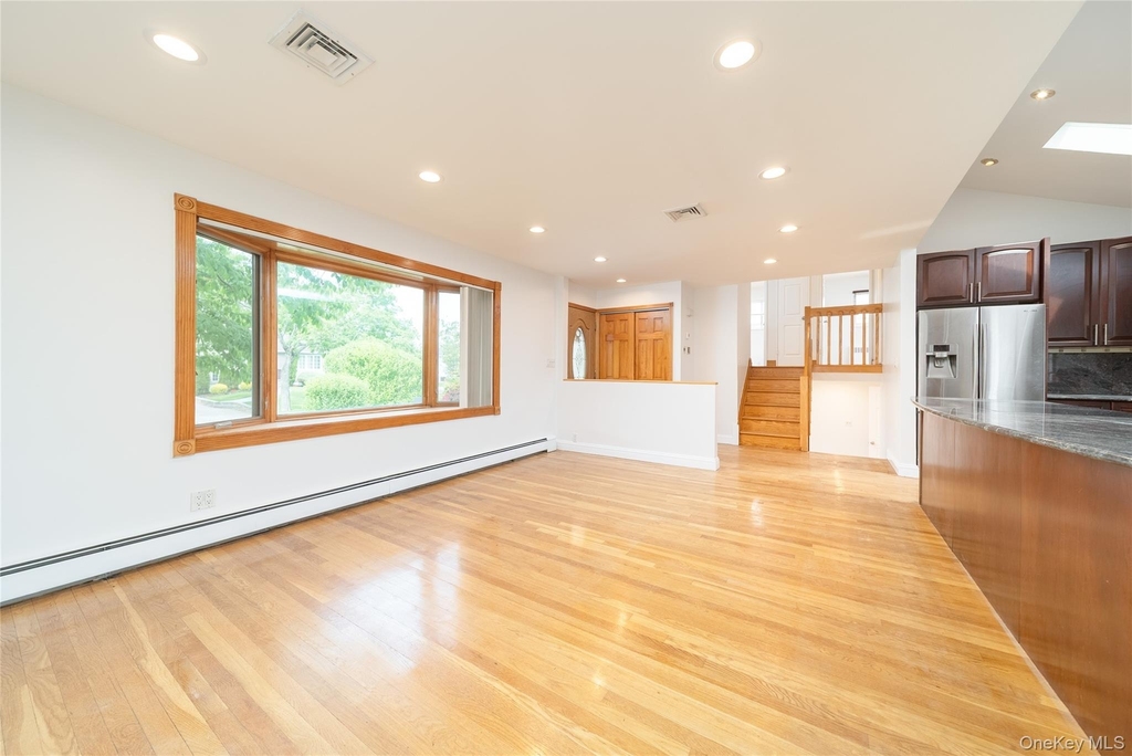 6 Manor Drive - Photo 9