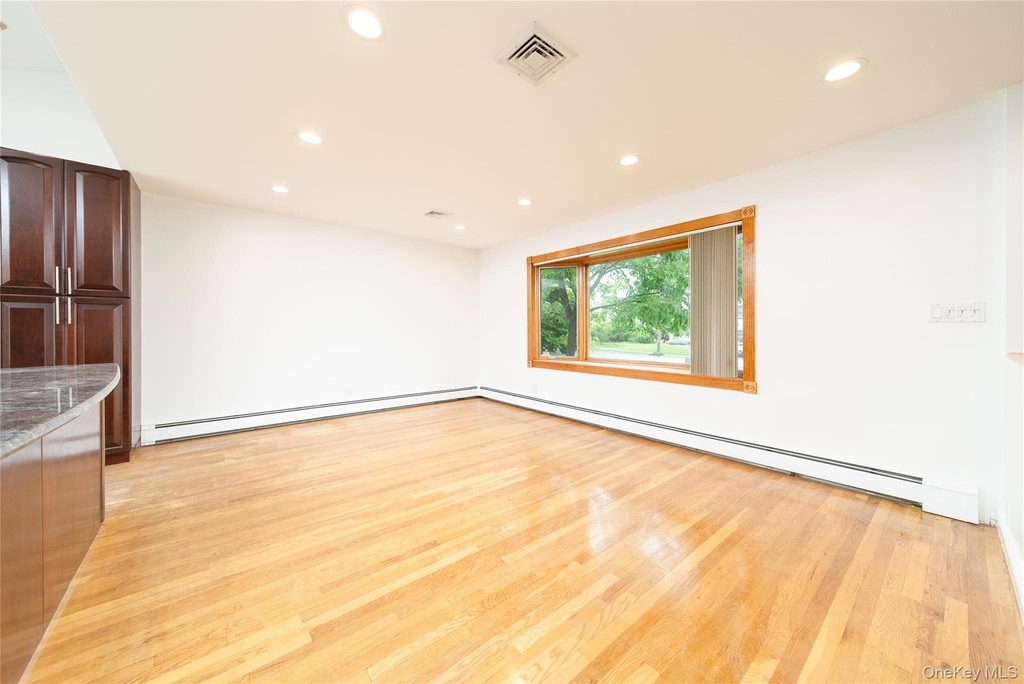6 Manor Drive - Photo 8